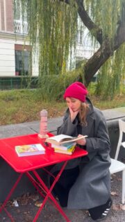 A kogo my spotkaliśmy we Wrzeniu Świata? 🫶🏼
Agnieszka Burton zaprasza Was serdecznie na Targi Książki w Katowicach!
Przypominamy rozkład jazdy:
👉 8 listopada, sobota, 13.00
„Ballada o śpiącym lwie”. Spotkanie z Agatą Listoś-Kostrzewą poprowadzi Małgorzata Majewska.
👉 8 listopada, sobota, 15.00
Mariusz Szczygieł podpisuje książki na stanowisku Dowodów numer 43.
👉 9 listopada, niedziela, 13.00
„Ozland. Przestrzeń jest wszystkim”. Spotkanie z Agnieszką Burton poprowadzi Adam Szaja.
Po spotkaniach zapraszamy na podpisywanie książek na stanowisko 43.
Do zobaczenia!
#targiksiążki #targiksiążkiwkatowicach #agnieszkaburton #ozland #books #reportaż #dowody #wydawnictwodowody #nonfiction