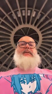 Może i Rafcio nie mówi wiele, ale za to mówi to, co najważniejsze.
Wrocławiu! Widzimy się na Targach Dobrych Książek 📚 Dowody znajdziecie na stoisku nr 20.
#wroclove #wrocławskietargidobrychksiążek